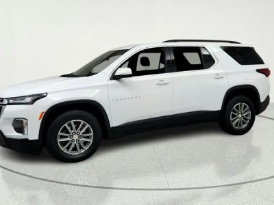 2023 Chevrolet Traverse — side profile view
