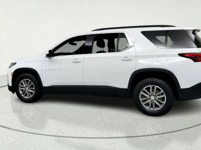 2023 Chevrolet Traverse — rear three-quarter view
