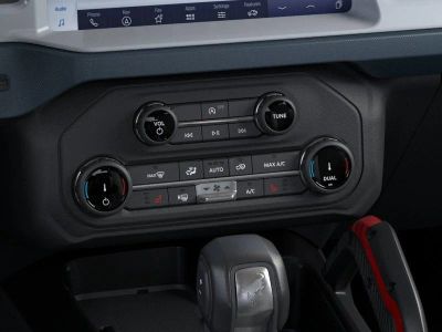 2026 Ford Bronco — photo 16 view