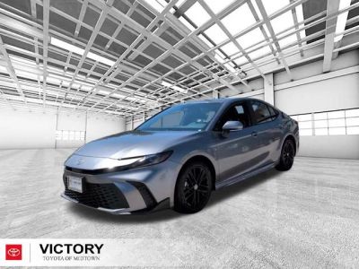 2025 Toyota Camry — photo 7 view