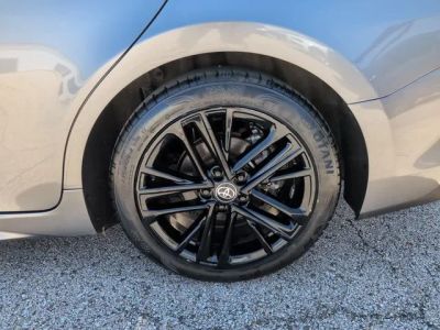 2025 Toyota Camry — photo 9 view