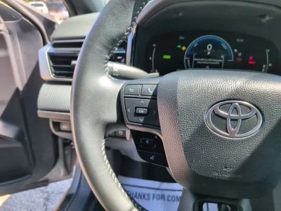 2025 Toyota Camry — photo 16 view