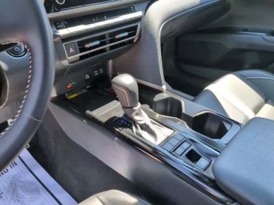 2025 Toyota Camry — photo 21 view