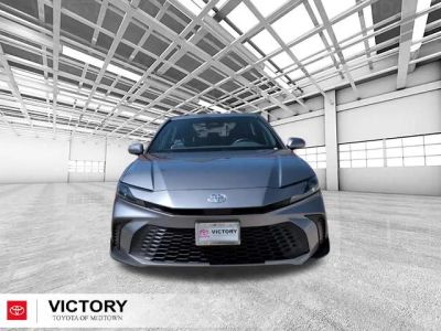 2025 Toyota Camry — photo 8 view
