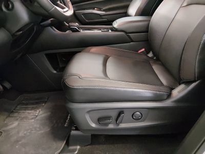 2024 Nissan Pathfinder — photo 13 view