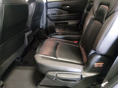 2024 Nissan Pathfinder — photo 14 view