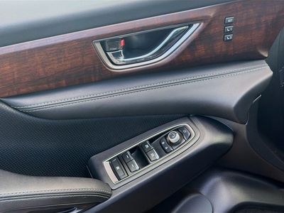 2023 Subaru Ascent — photo 17 view