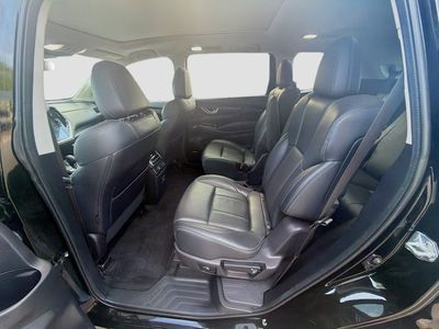 2023 Subaru Ascent — photo 24 view