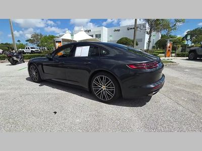 2018 Porsche Panamera — photo 41 view