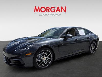 2018 Porsche Panamera — photo 8 view