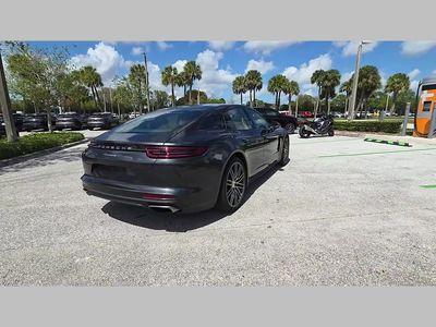 2018 Porsche Panamera — photo 35 view