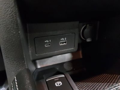 2024 Nissan Kicks - Photo 18