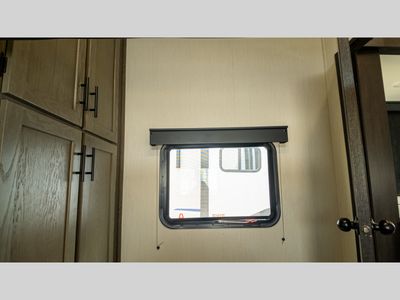 2025 Forest River RV Cherokee Arctic Wolf — photo 39 view