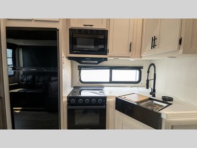 2025 Forest River RV Cherokee Arctic Wolf — photo 31 view