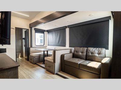 2025 Forest River RV Cherokee Arctic Wolf — photo 46 view