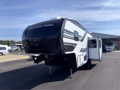 2026 Grand Reflection 150 Series — rear three-quarter view