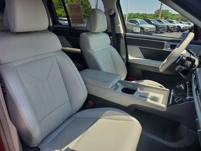 2025 Hyundai Santa Fe — photo 14 view