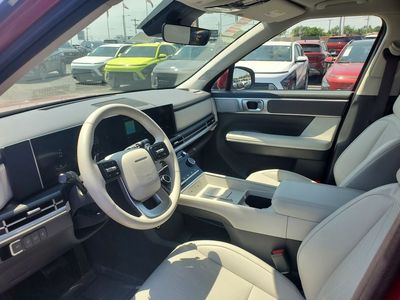 2025 Hyundai Santa Fe — photo 13 view