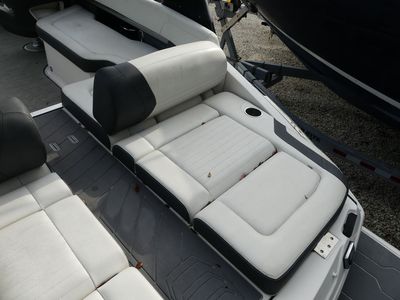 2016 Regal 2500 - Photo 7
