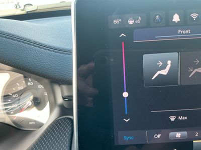 2026 Jeep Compass — photo 10 view