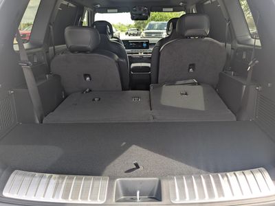 2027 Kia Telluride Hybrid - Photo 13