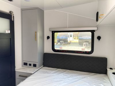 2026 inTech RV Black Wing 830-X — photo 27 view