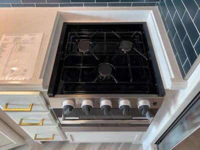 2026 Fleetwood BOUNDER - Photo 12