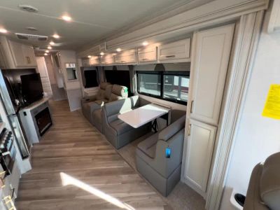2026 Fleetwood BOUNDER - Photo 7