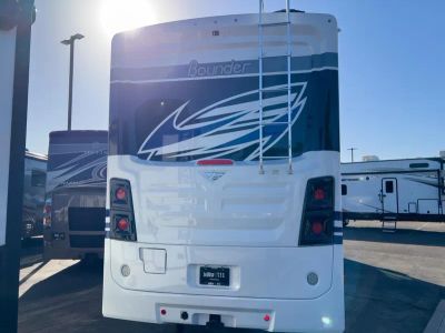 2026 Fleetwood BOUNDER - Photo 42