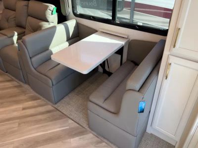 2026 Fleetwood BOUNDER - Photo 8
