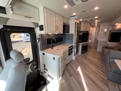 2026 Fleetwood BOUNDER - Photo 10