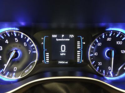 2023 Chrysler Voyager - Photo 14