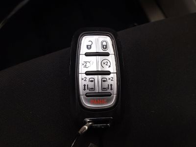 2023 Chrysler Voyager - Photo 15