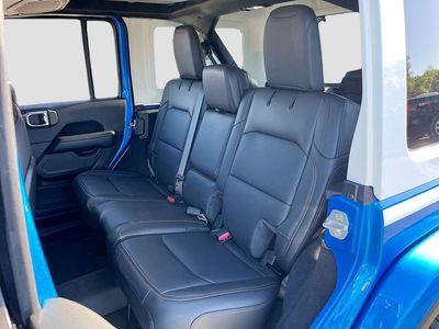 2026 Jeep Wrangler — photo 24 view
