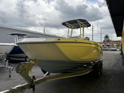 2025 Yamaha Boats 222 FSH Sport — rear three-quarter view