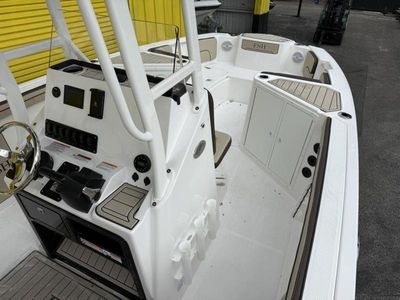 2025 Yamaha Boats 222 FSH Sport — photo 14 view