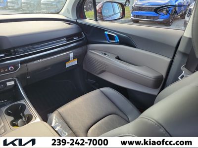 2026 Kia Carnival — photo 17 view