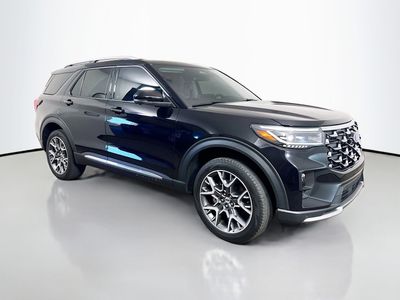 2025 Ford Explorer — photo 24 view