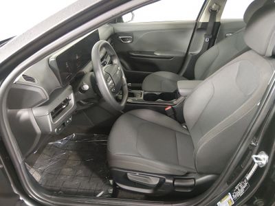 2025 Kia K4 - Photo 21