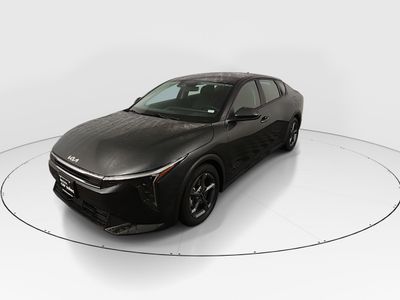 2025 Kia K4 - Photo 3