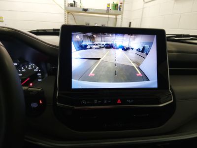 2025 Jeep Compass — photo 16 view