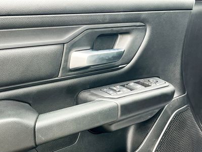 2026 Ram 1500 — photo 17 view