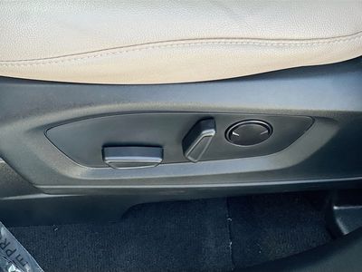 2021 Ford Explorer - Photo 13