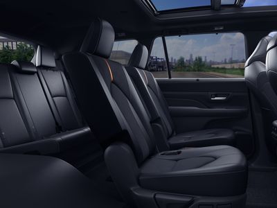 2026 Toyota Grand Highlander Hybrid - Photo 2