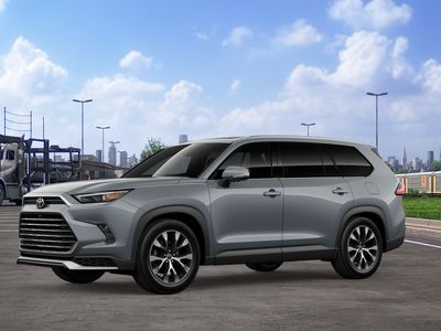 2026 Toyota Grand Highlander Hybrid - Photo 3