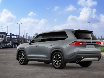 2026 Toyota Grand Highlander Hybrid - Photo 8