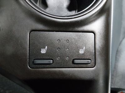2024 Toyota Camry - Photo 18