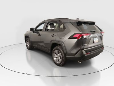 2025 Toyota RAV4 - Photo 5