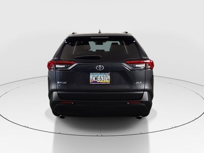 2025 Toyota RAV4 - Photo 6