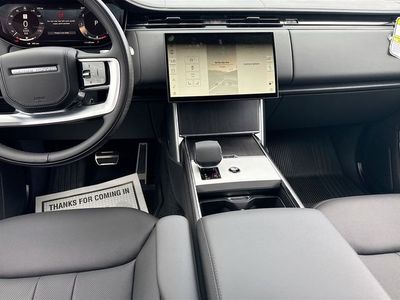 2026 Land Rover Range Rover — photo 19 view